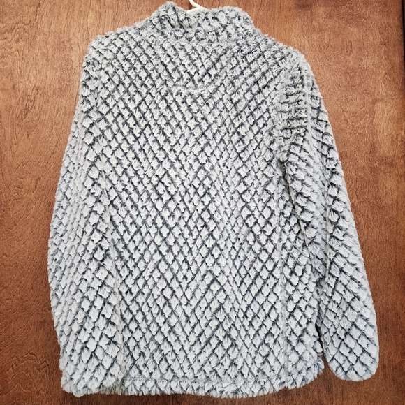 Simply Southern Textured Sherpa Faux Fur Quarter Zip Pullover Small - Picture 2 of 8